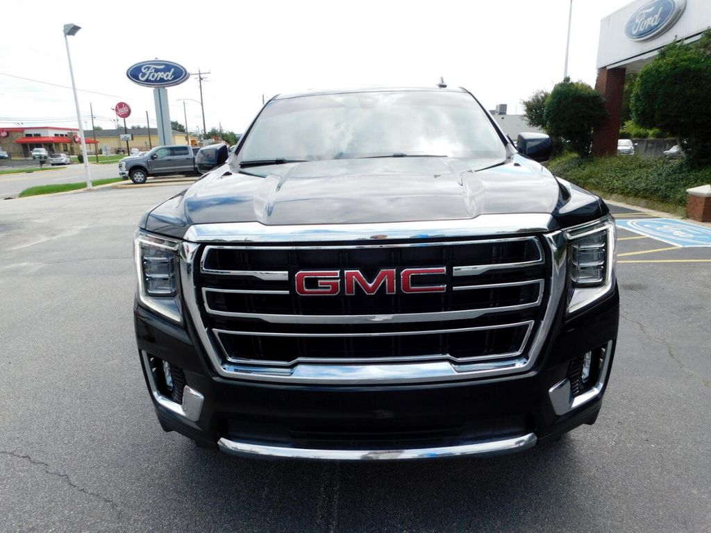 2021 Gmc Yukon SLT photo 3