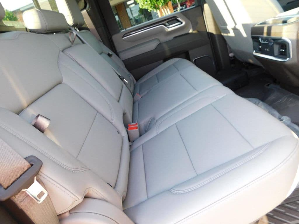2026 Chevrolet Silverado 2500 HD LTZ - Photo 16