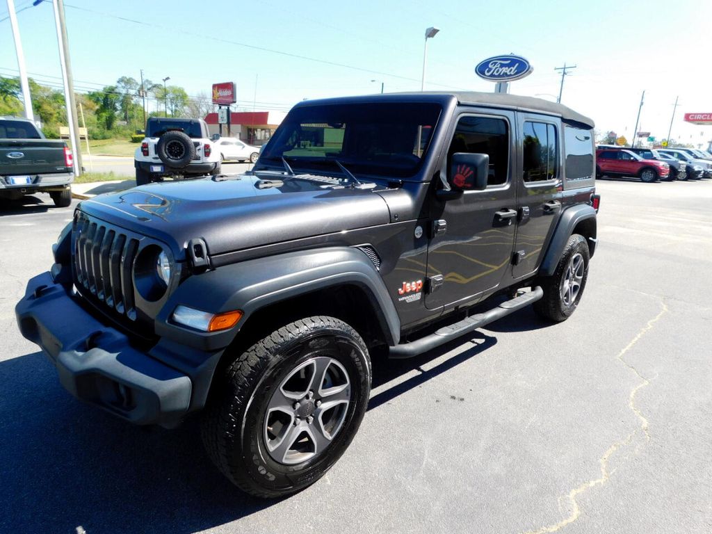 2019 Jeep Wrangler Unlimited Sport S photo 4