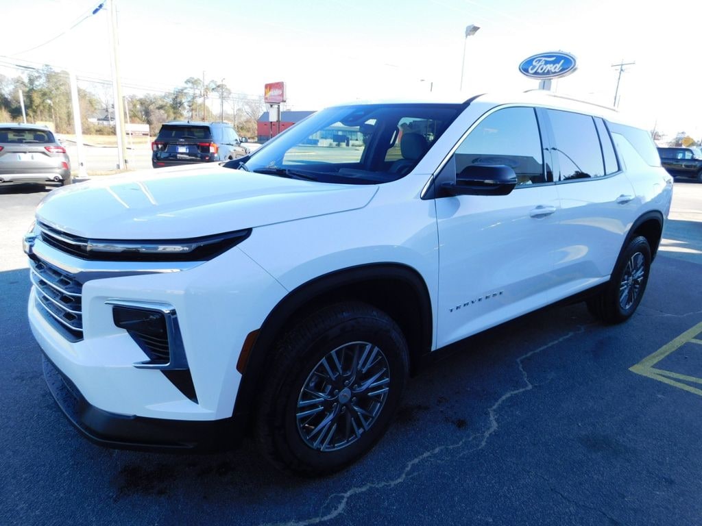 New 2026 Chevrolet Traverse LT SUV