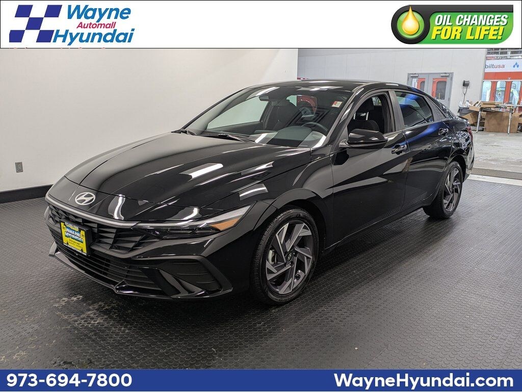 Certified 2025 Hyundai Elantra SEL Sport Sedan