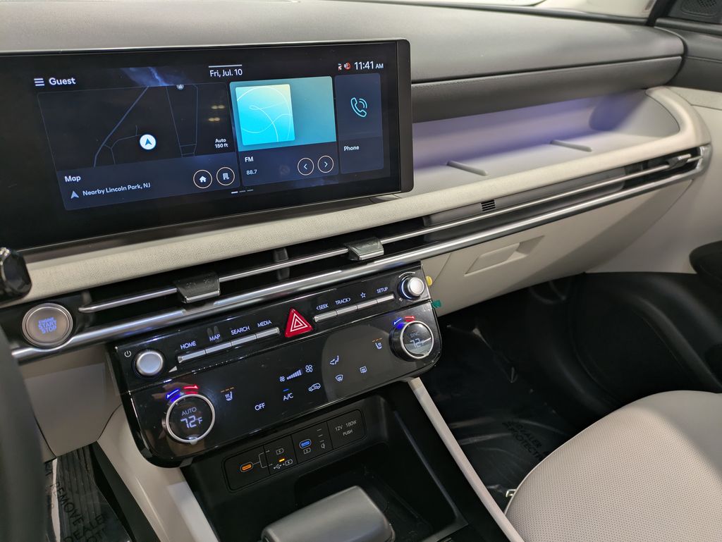 2025 Hyundai Tucson SEL Convenience - Photo 11