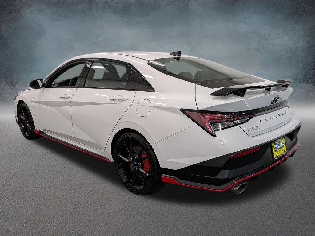 2025 Hyundai Elantra N - Photo 6