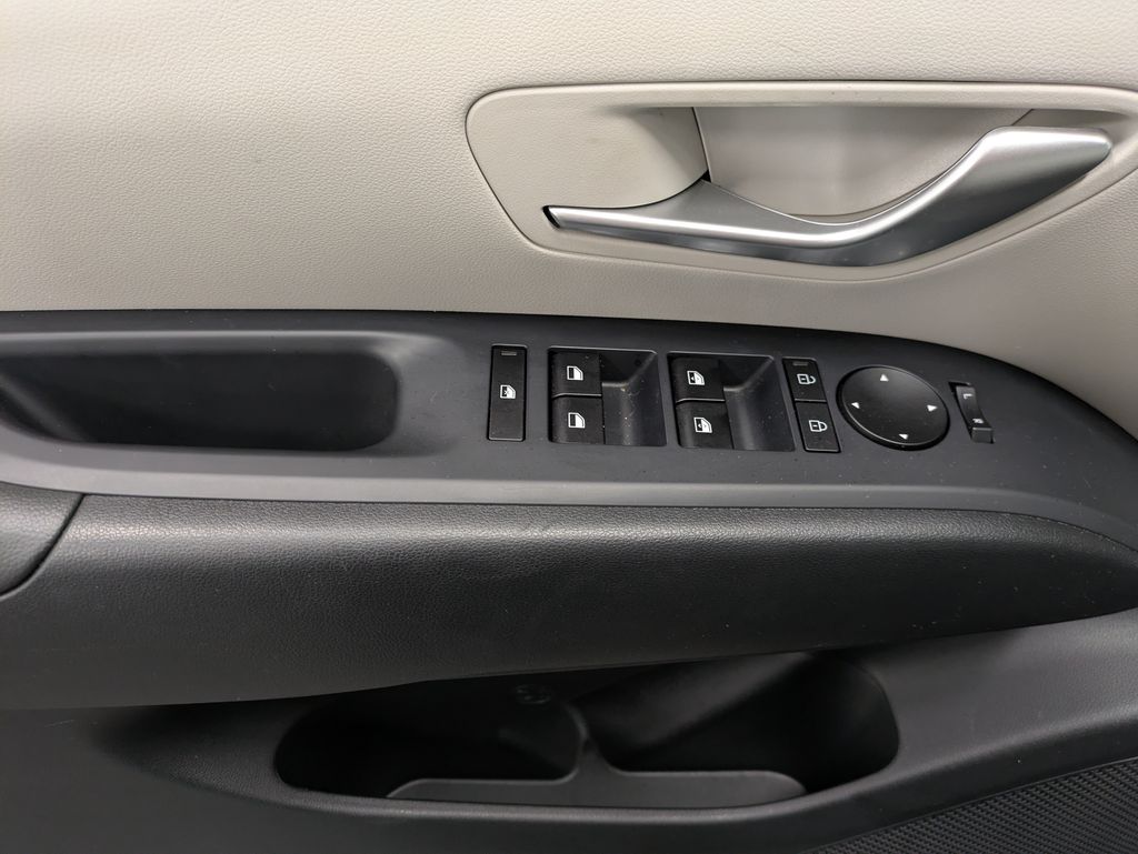 2025 Hyundai Tucson SEL Convenience - Photo 9