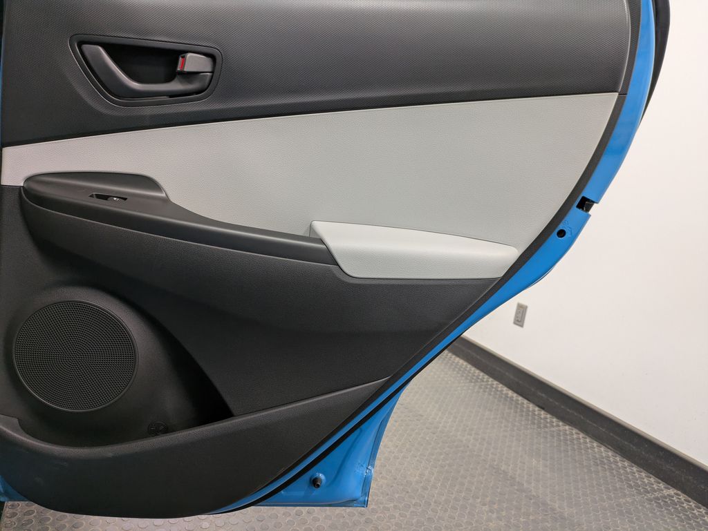 2023 Hyundai Kona SEL - Photo 25