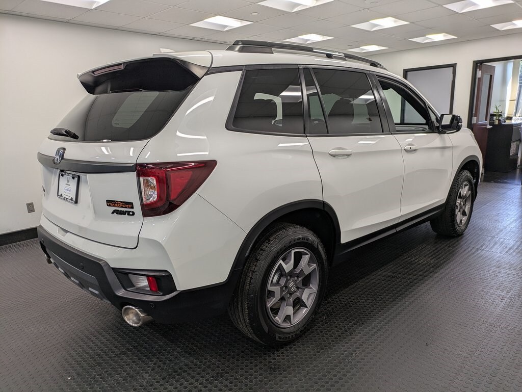2022 Honda Passport TrailSport photo 4