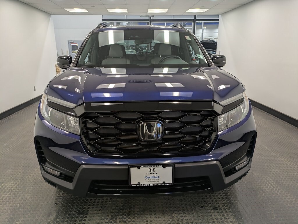 2022 Honda Passport Elite photo 2