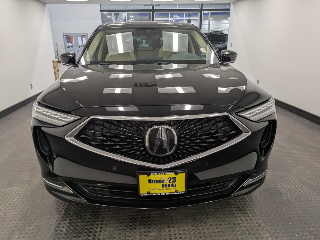 2023 Acura MDX Technology SH-AWD photo 2