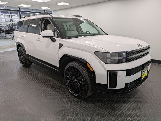 2024 Hyundai Santa Fe Calligraphy photo 3