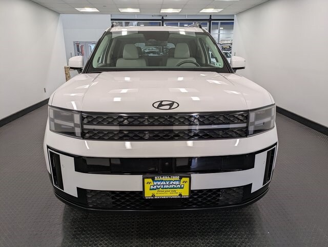 2024 Hyundai Santa Fe Calligraphy photo 2