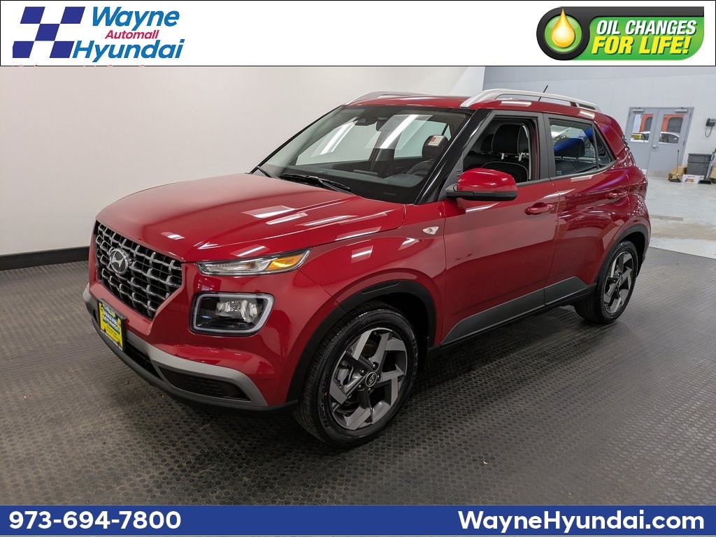 Used 2023 Hyundai Venue Limited SUV