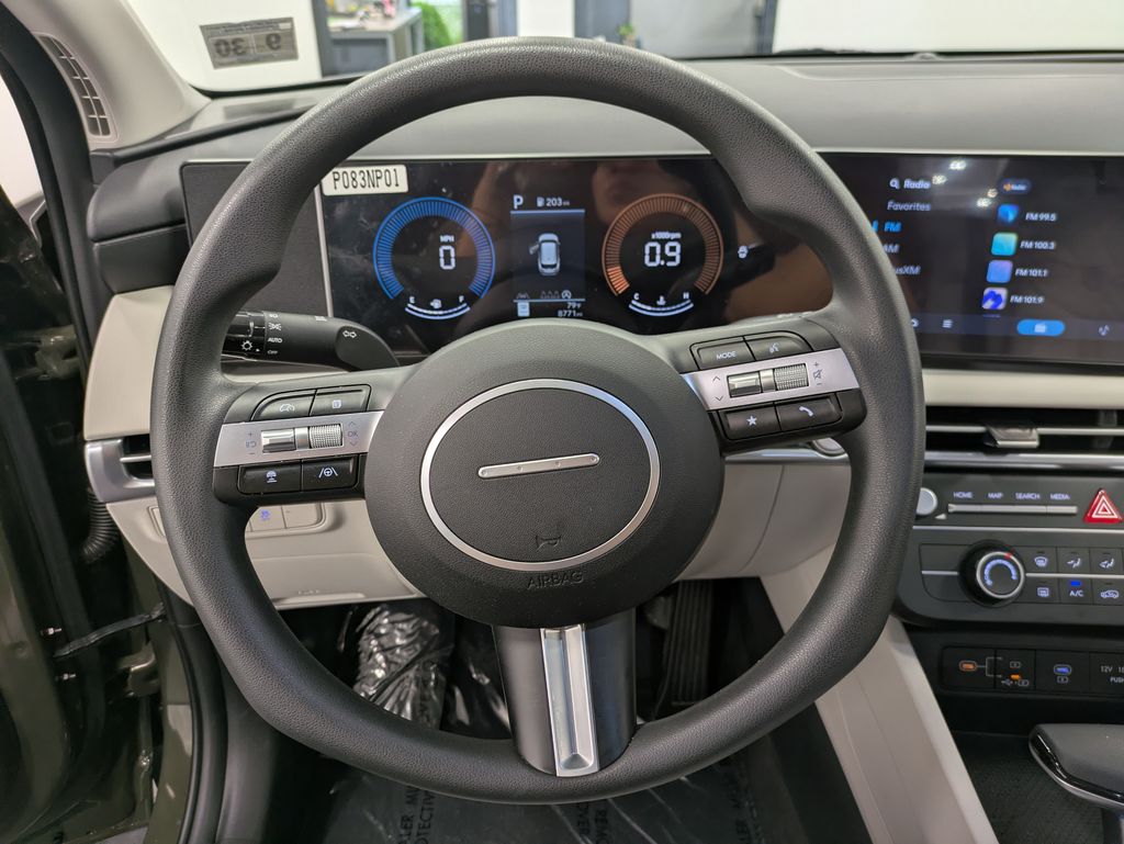 2025 Hyundai Tucson SE - Photo 20