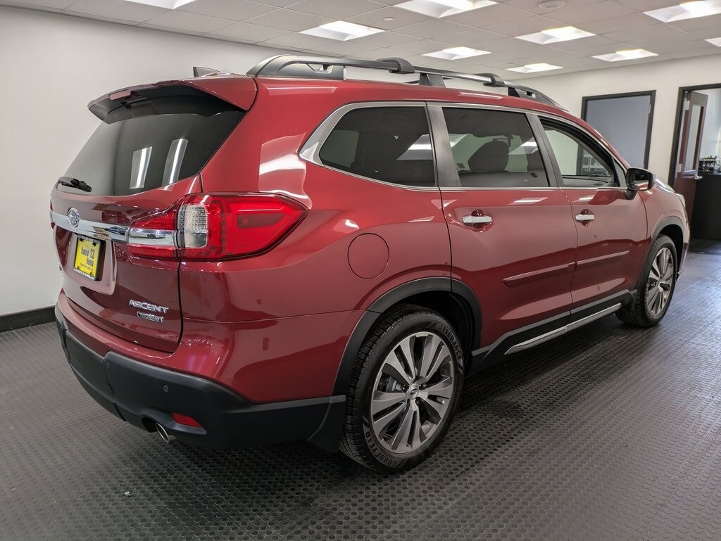 2021 Subaru Ascent Touring photo 3