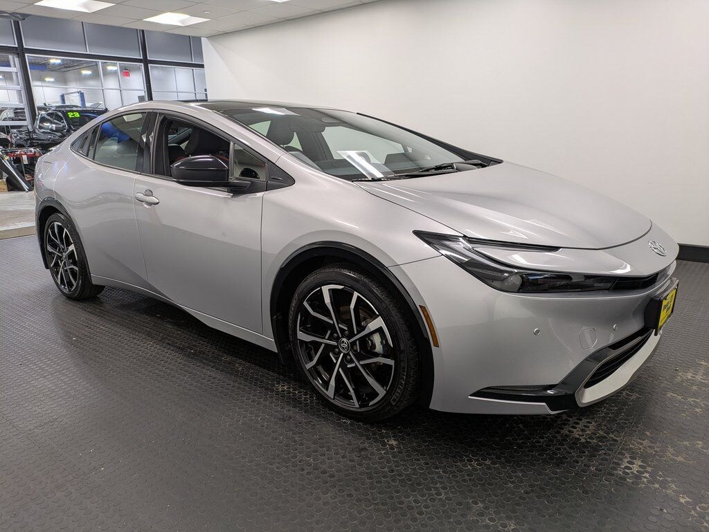 Used 2024 Toyota Prius Prime XSE Premium Hatchback