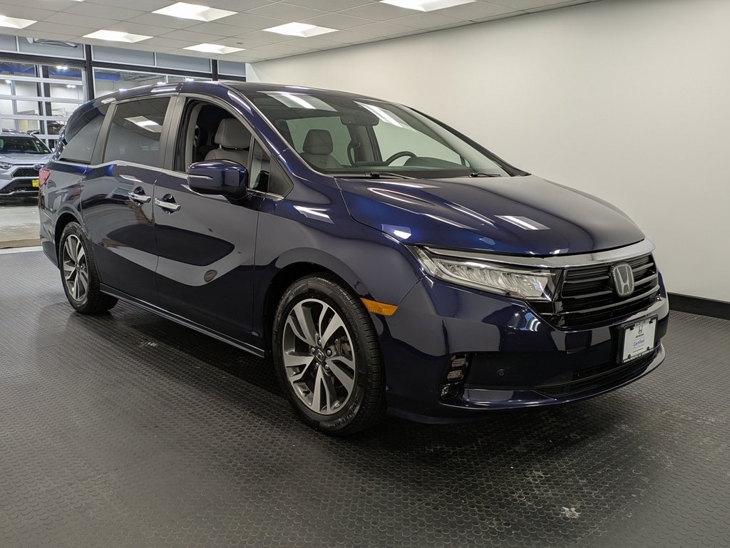 Used 2023 Honda Odyssey Touring Van