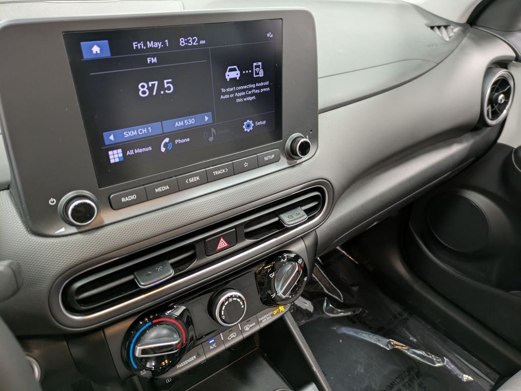 2023 Hyundai Kona SEL - Photo 10