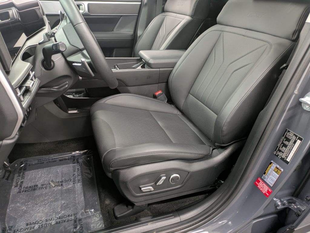 2025 Hyundai Santa Fe XRT - Photo 9