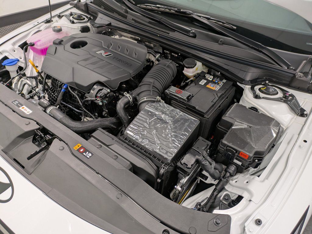 2025 Hyundai Elantra N - Photo 30