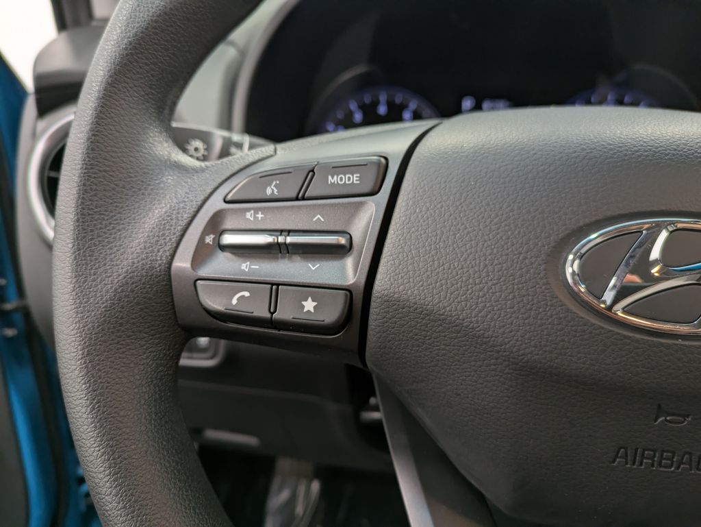 2023 Hyundai Kona SEL - Photo 16