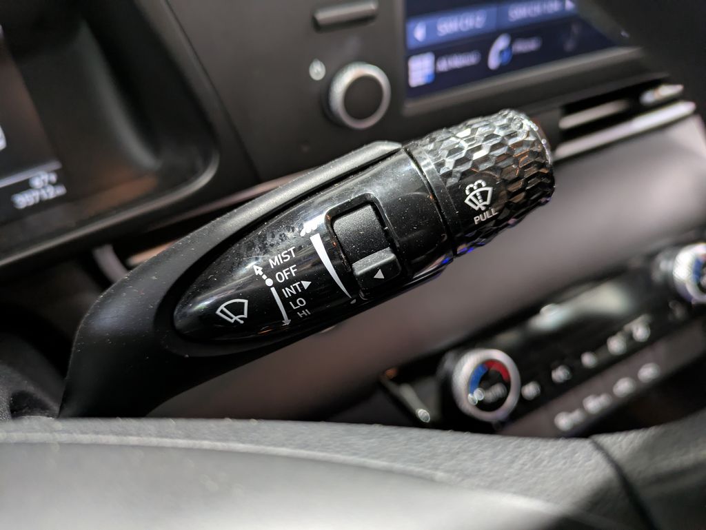 2022 Hyundai Elantra SEL - Photo 19