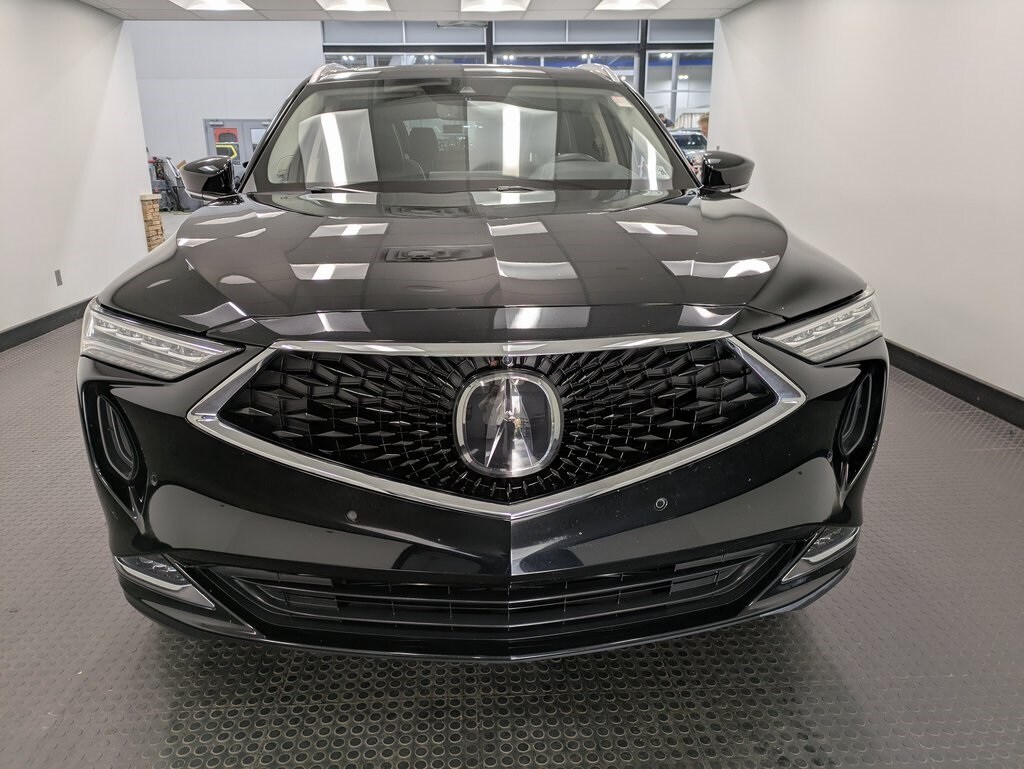 2022 Acura MDX SH-AWD Advance photo 2