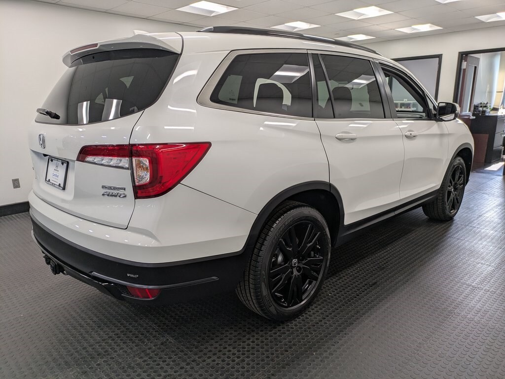 2022 Honda Pilot Special Edition photo 3