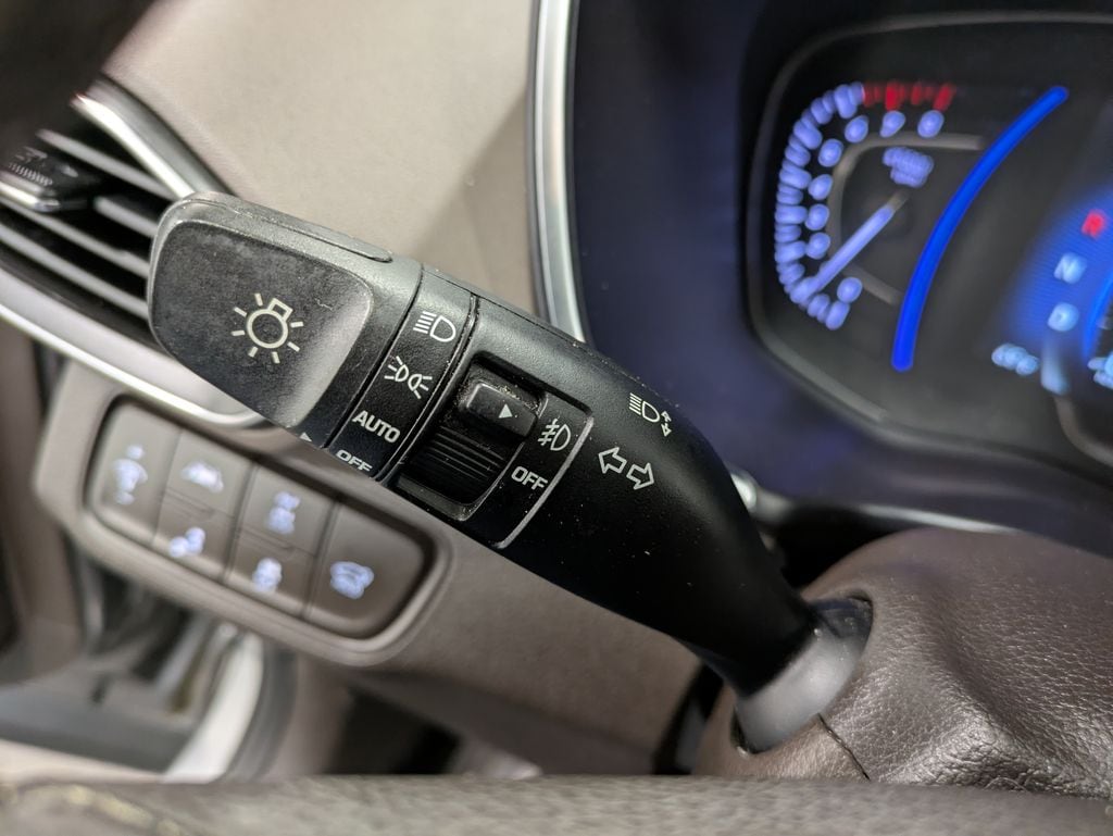 2020 Hyundai Santa Fe SEL - Photo 18