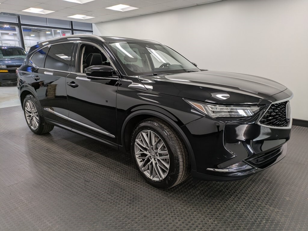 2022 Acura MDX SH-AWD Advance photo 3