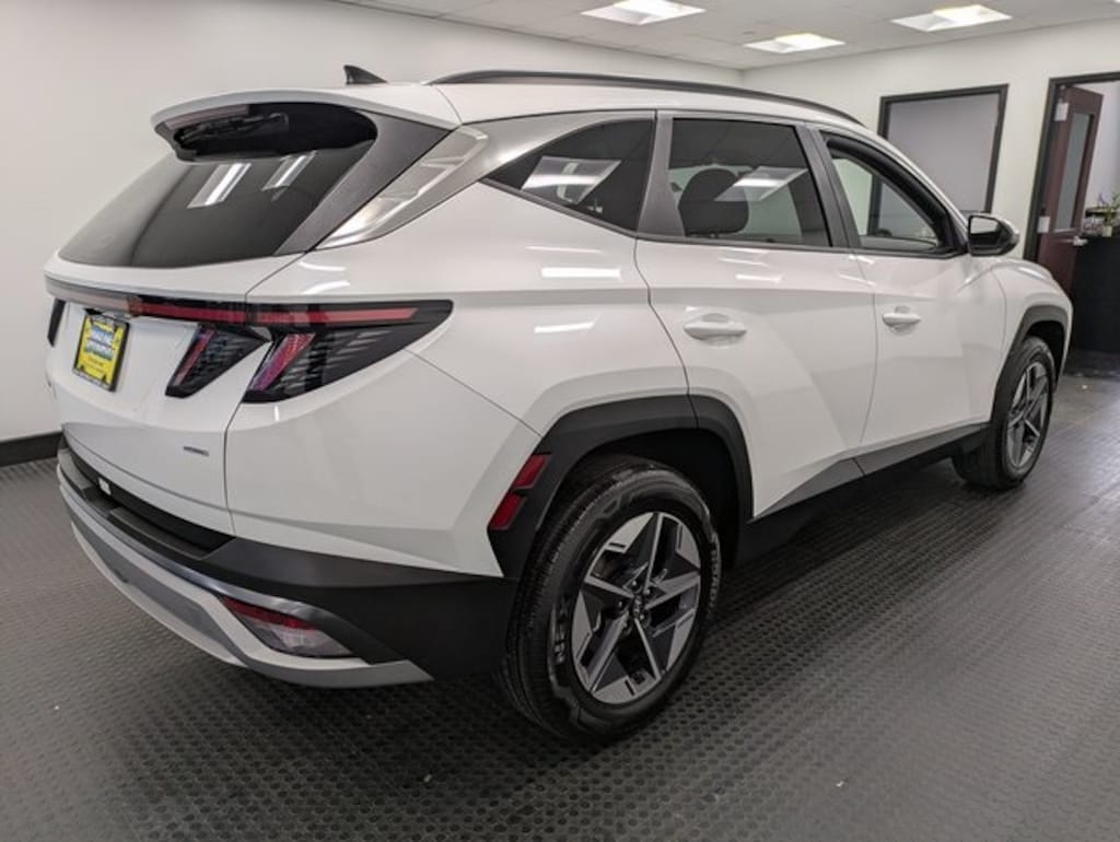 Certified 2025 Hyundai Tucson SEL Convenience SUV