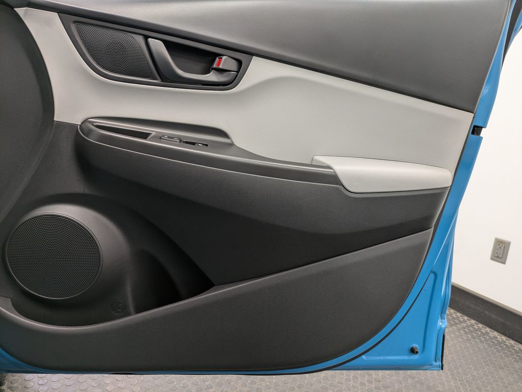 2023 Hyundai Kona SEL - Photo 27