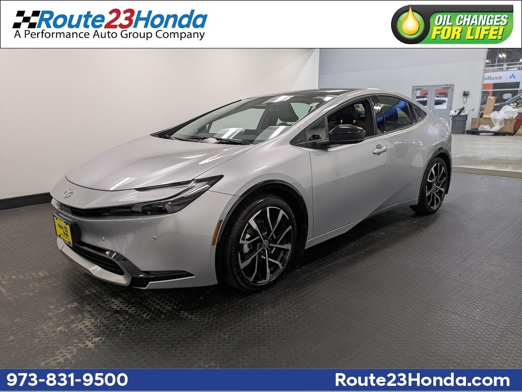 Used 2024 Toyota Prius Prime XSE Premium Hatchback