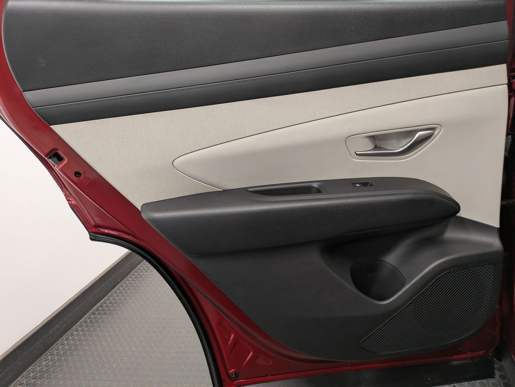 2025 Hyundai Tucson SEL Convenience - Photo 22