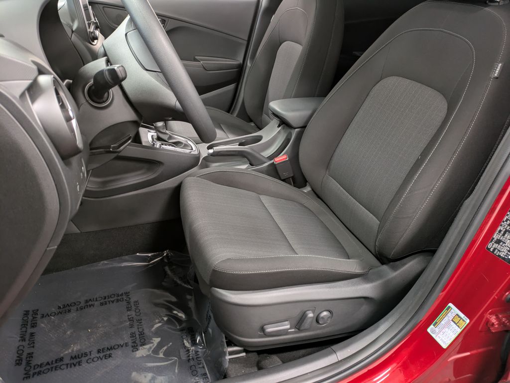 2023 Hyundai Kona SEL - Photo 9