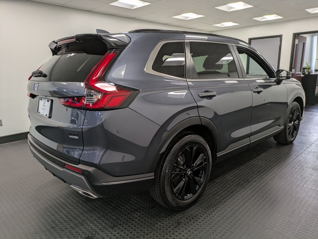 2024 Honda CR-V Hybrid Sport Touring photo 2