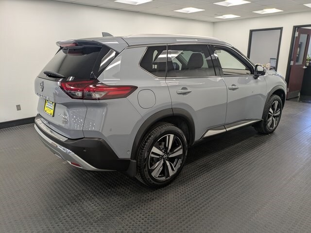 2023 Nissan Rogue Platinum photo 4