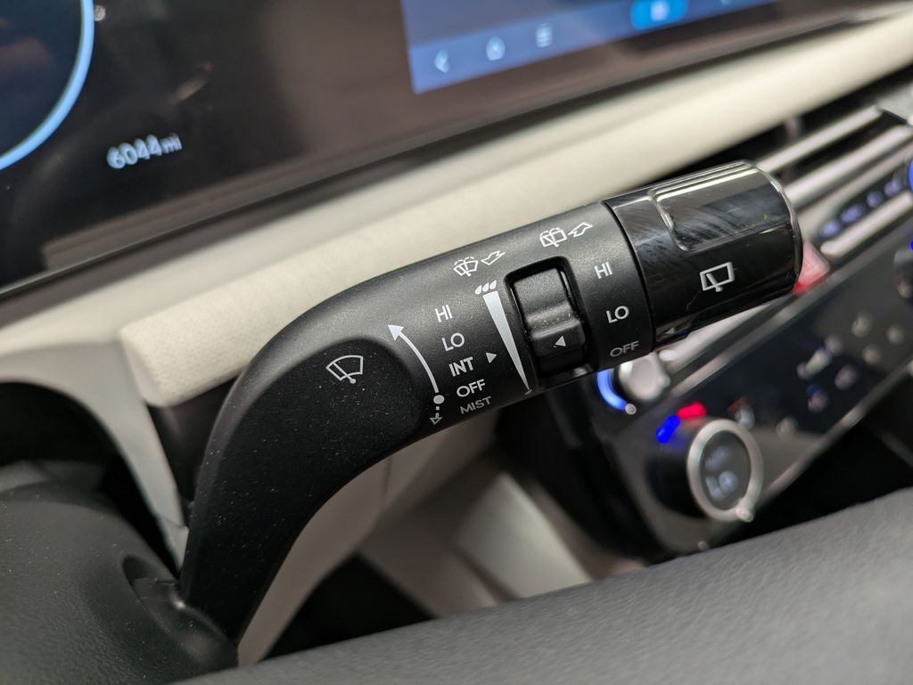 2025 Hyundai Tucson SEL Convenience - Photo 18
