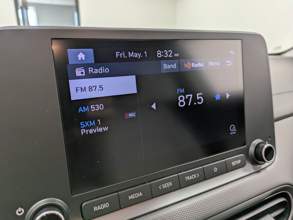 2023 Hyundai Kona SEL - Photo 11