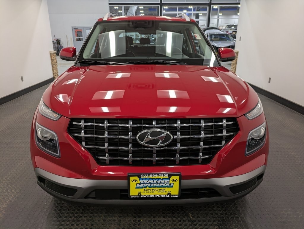 Used 2023 Hyundai Venue Limited SUV