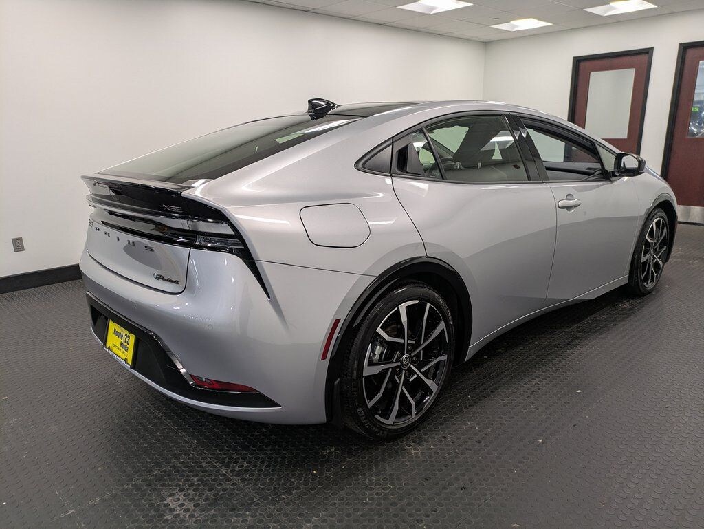 Used 2024 Toyota Prius Prime XSE Premium Hatchback