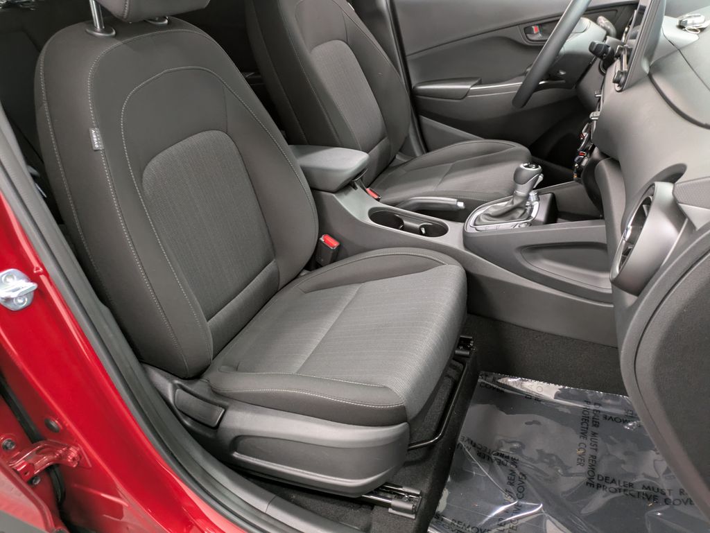 2023 Hyundai Kona SEL - Photo 28
