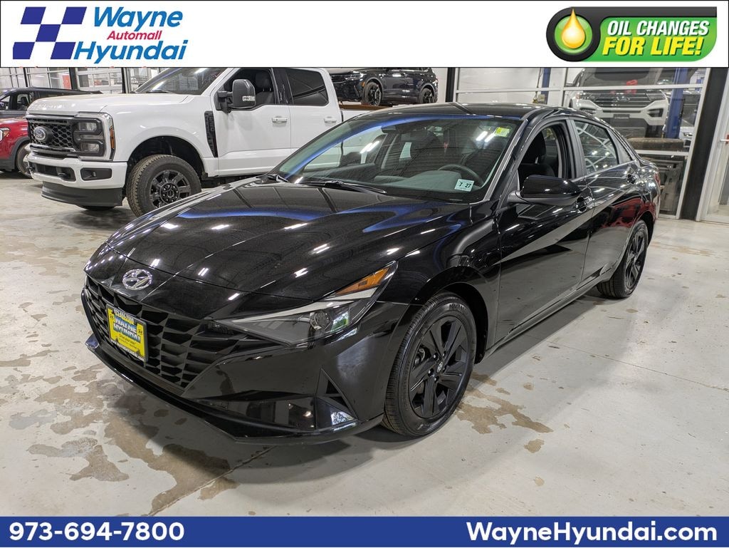 Used 2022 Hyundai Elantra SEL Sedan