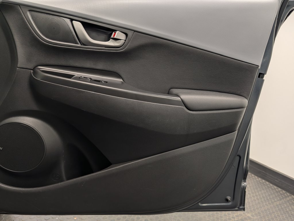 2020 Hyundai Kona Limited - Photo 27