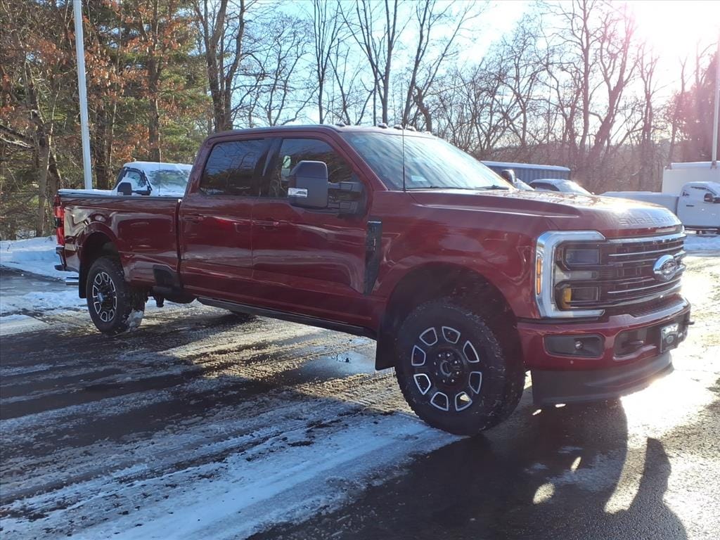 2026 Ford F-350 Super Duty Platinum's photo