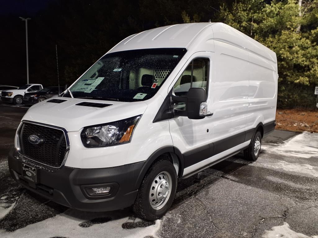 2024 Ford Transit Cargo Van photo 3