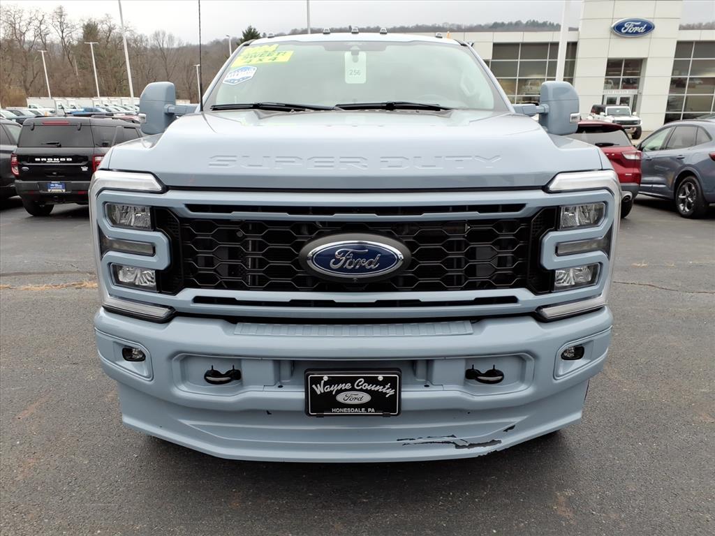 2024 Ford F-250 Lariat photo 4