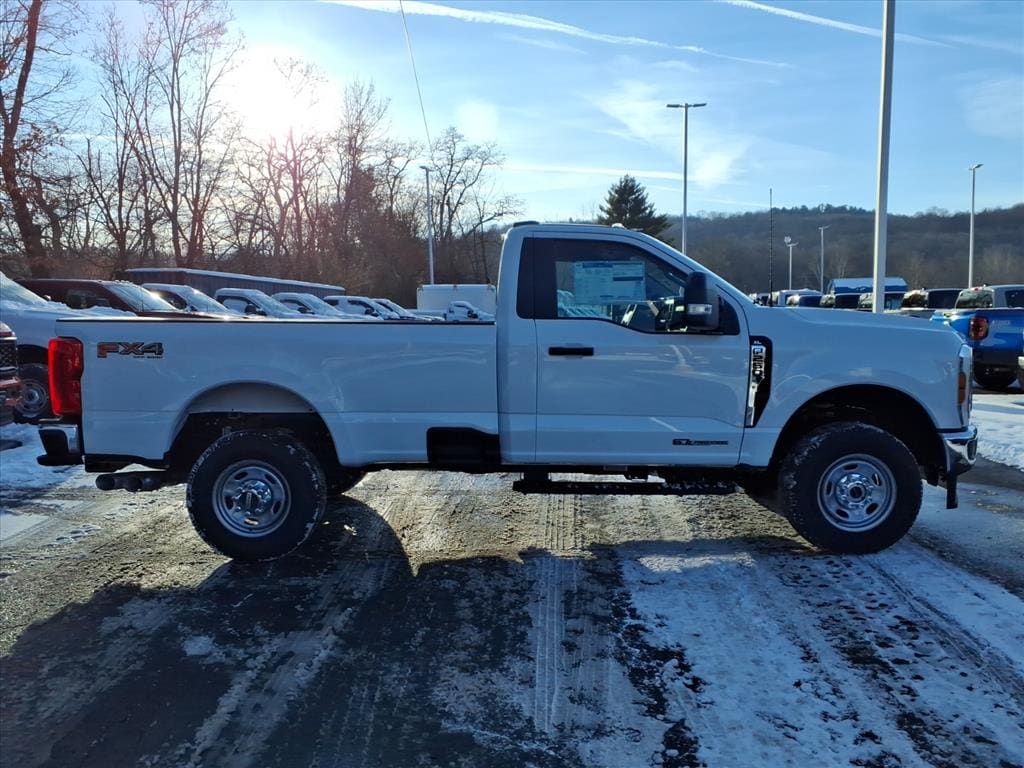 New 2025 Ford F-250 Super Duty XL 4x4 XL Regular Cab 8 ft. LB Pickup