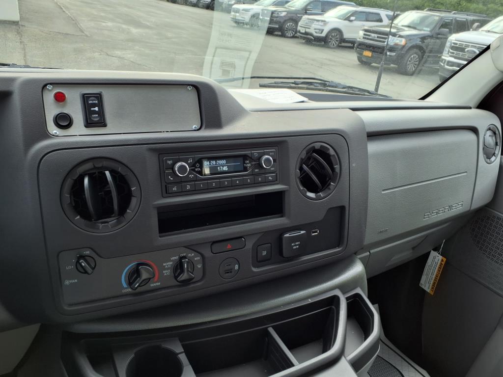 2026 Ford E-Series Cutaway Base - Photo 16