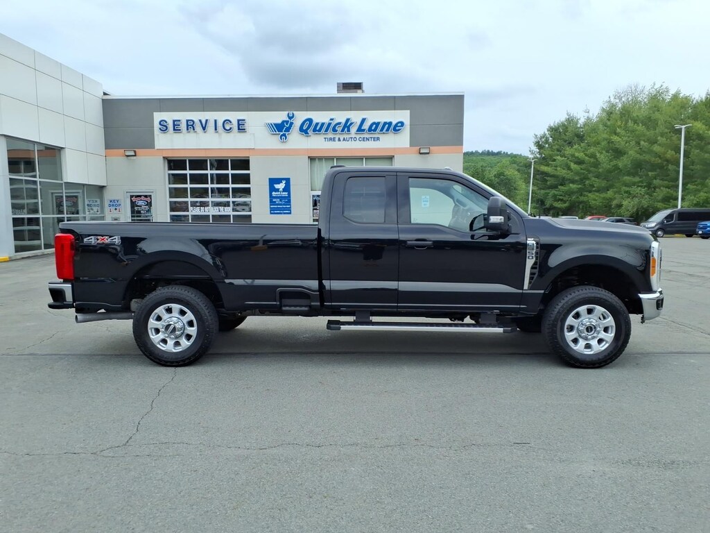 Used 2023 Ford F-350 Super Duty XLT 4x4 XLT SuperCab 8 ft. LB SRW Pickup