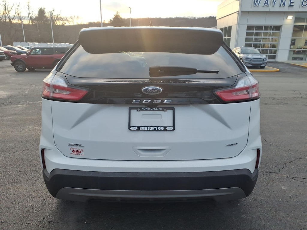 Used 2021 Ford Edge SEL Crossover