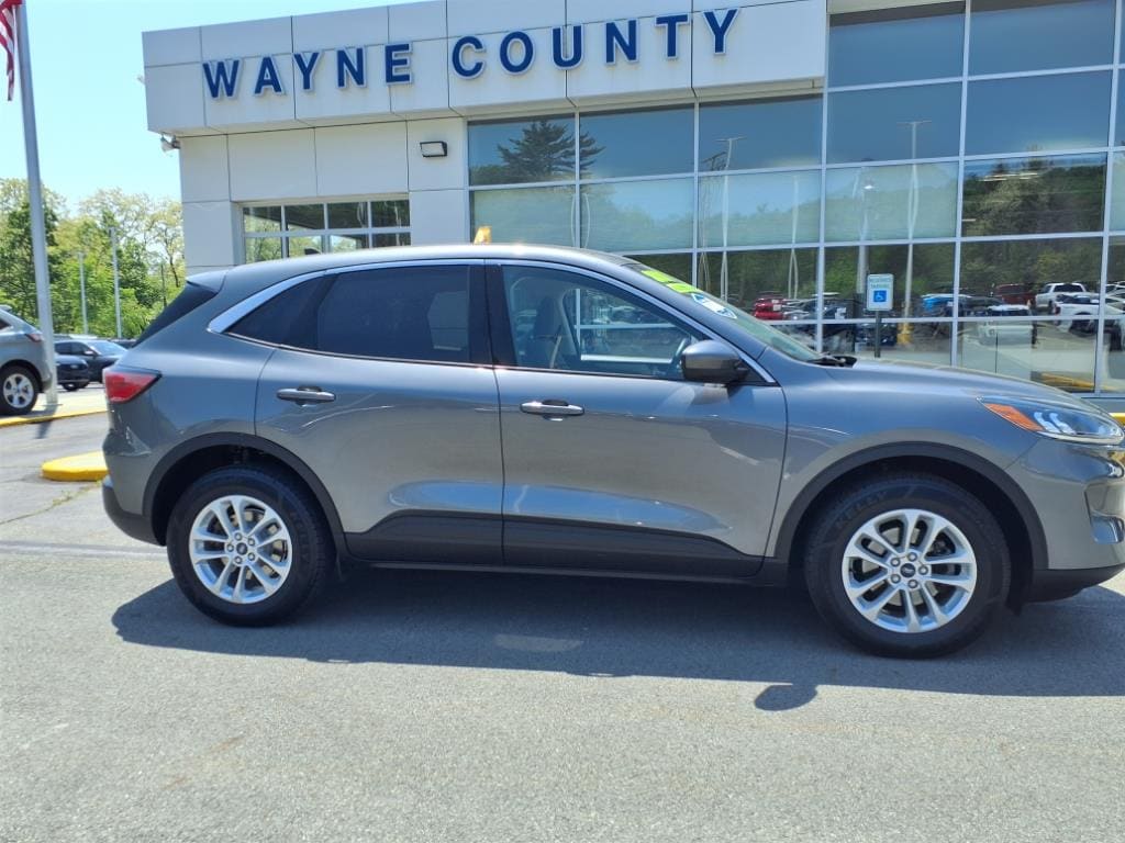 Certified 2021 Ford Escape SE with VIN 1FMCU9G69MUA31452 for sale in Honesdale, PA